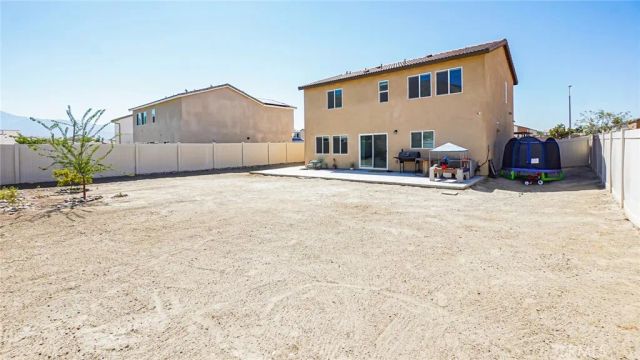 579 Pinyon, San Jacinto, CA 92583