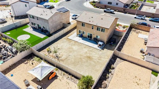 579 Pinyon, San Jacinto, CA 92583