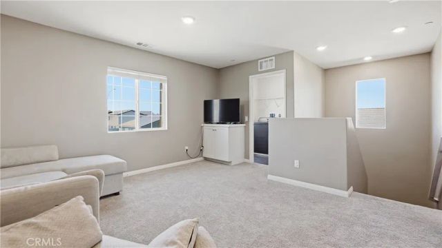 579 Pinyon, San Jacinto, CA 92583