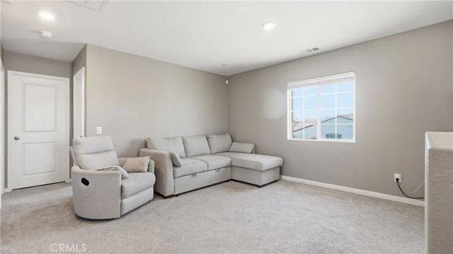579 Pinyon, San Jacinto, CA 92583