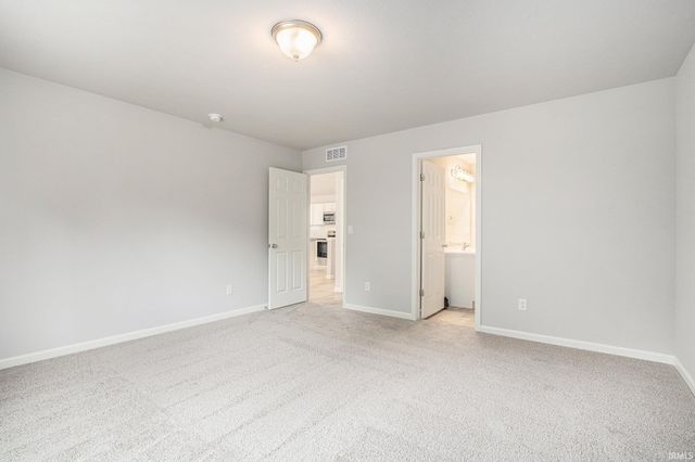 3211 Falling Oak Drive, Mishawaka, IN 46544