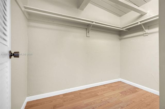 7601 SW 105th Ave, Miami, FL 33173