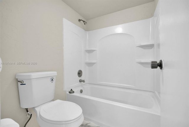 7601 SW 105th Ave, Miami, FL 33173