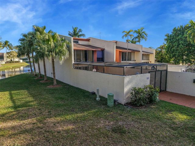 7601 SW 105th Ave, Miami, FL 33173