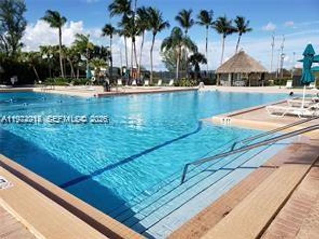 7601 SW 105th Ave, Miami, FL 33173