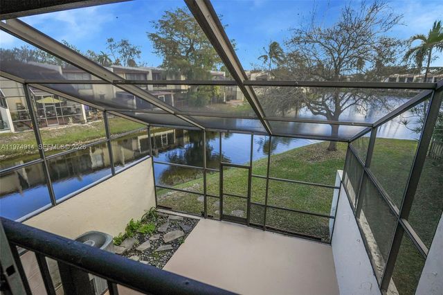 7601 SW 105th Ave, Miami, FL 33173