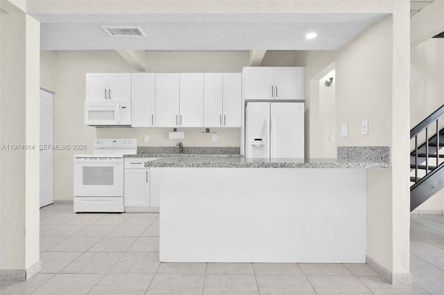 7601 SW 105th Ave, Miami, FL 33173