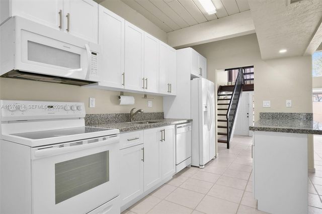 7601 SW 105th Ave, Miami, FL 33173