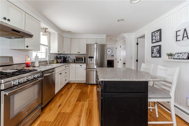 93 Tanglewood Drive, West Warwick, RI 02893