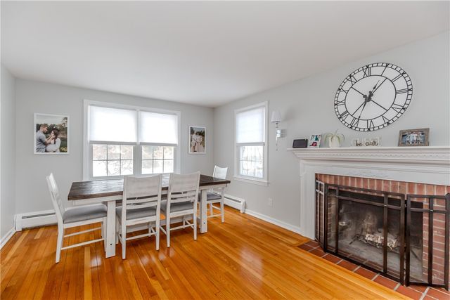 93 Tanglewood Drive, West Warwick, RI 02893