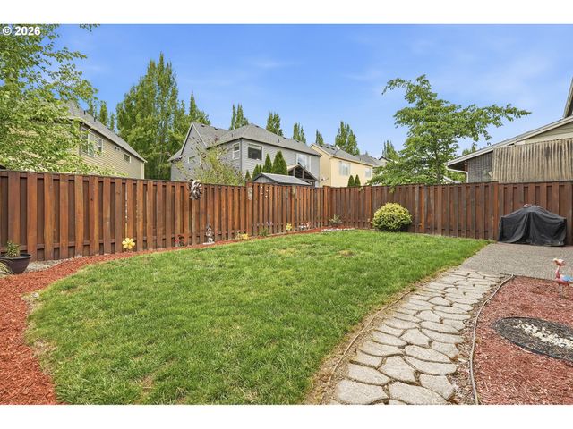 979 Se ROUNDELAY St, Hillsboro, OR 97123