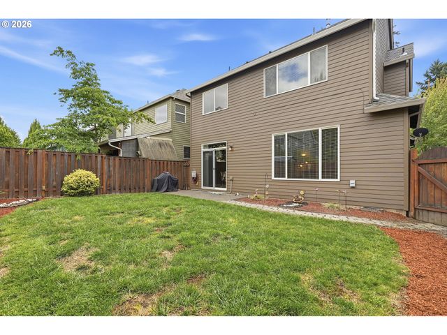 979 Se ROUNDELAY St, Hillsboro, OR 97123