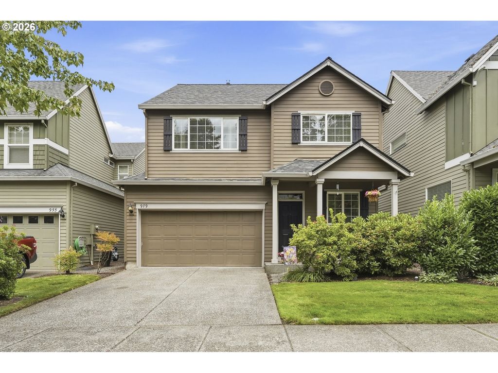 979 Se ROUNDELAY St, Hillsboro, OR 97123