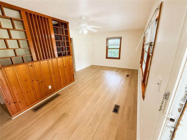 895 Laurel Street, Forest Park, GA 30297