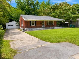 895 Laurel Street, Forest Park, GA 30297