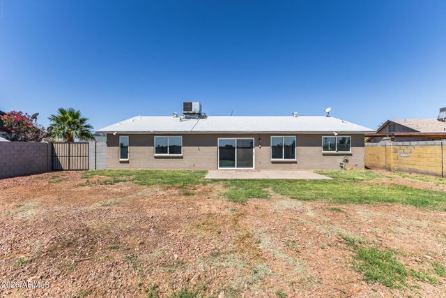 1525 S CHESTNUT Circle, Mesa, AZ 85204