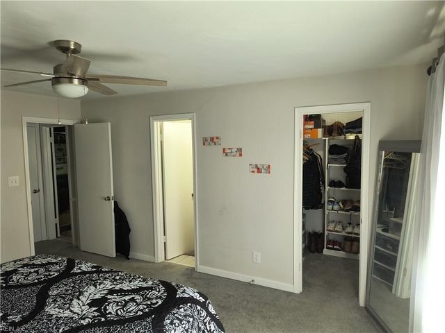 5816 Hedgerow LN, Portsmouth, VA 23703