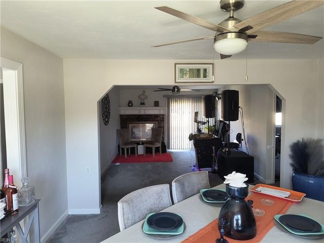 5816 Hedgerow LN, Portsmouth, VA 23703