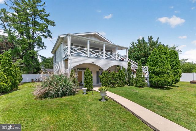 2858 LODGE FARM RD, Baltimore, MD 21219