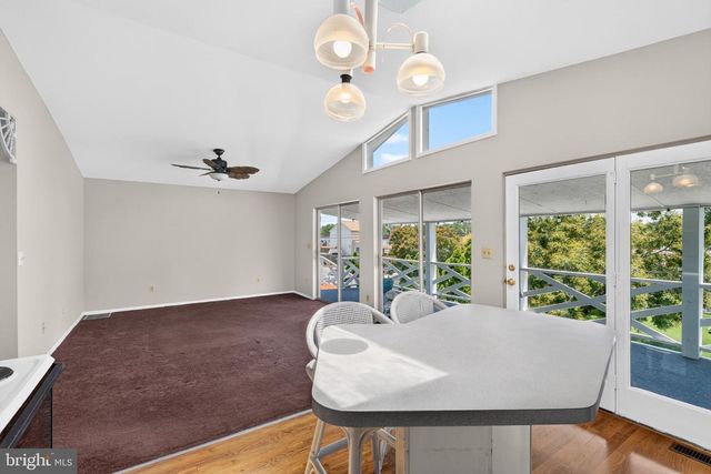 2858 LODGE FARM RD, Baltimore, MD 21219