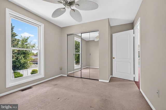 2858 LODGE FARM RD, Baltimore, MD 21219