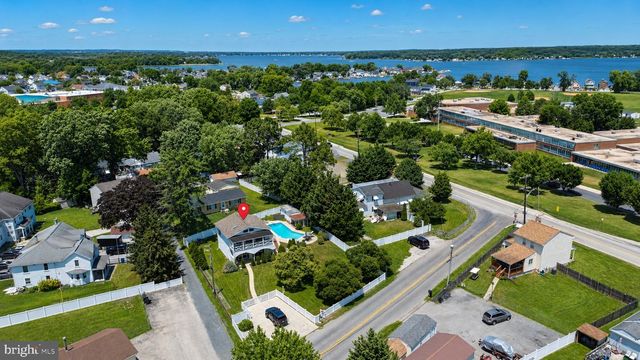 2858 LODGE FARM RD, Baltimore, MD 21219