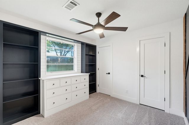301 Bernice Court, Burleson, TX 76028