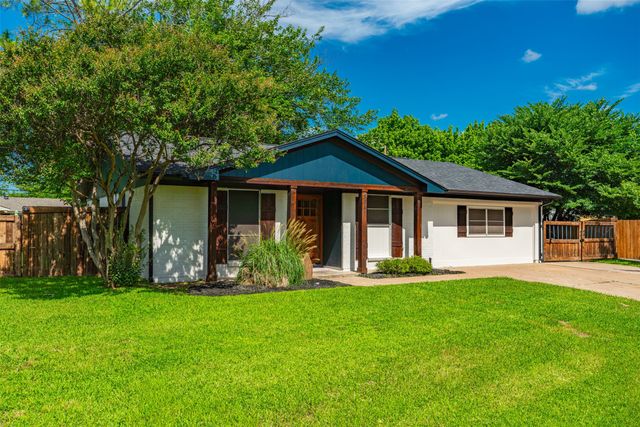 301 Bernice Court, Burleson, TX 76028