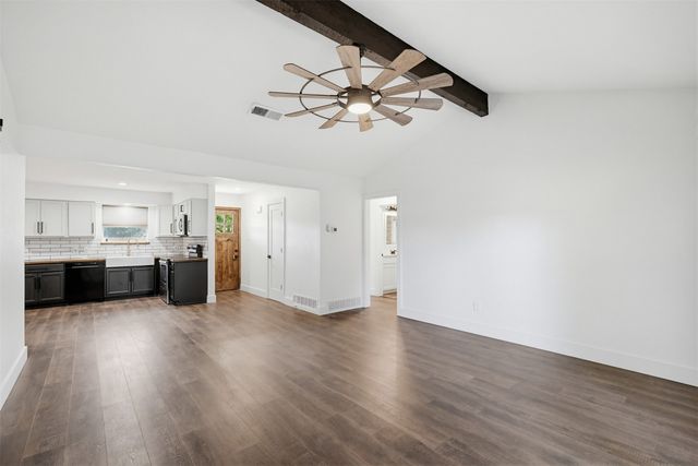 301 Bernice Court, Burleson, TX 76028