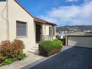 1662 San Benito St, Richmond, CA 94804