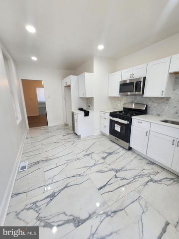 3733 N GRATZ ST, Philadelphia, PA 19140