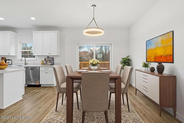 108 Danbrook Ct, Radcliff, KY 40160