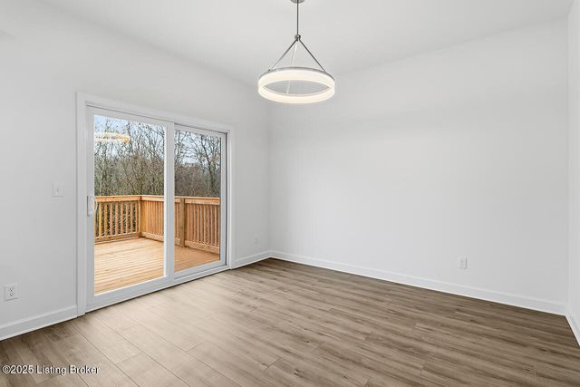 108 Danbrook Ct, Radcliff, KY 40160