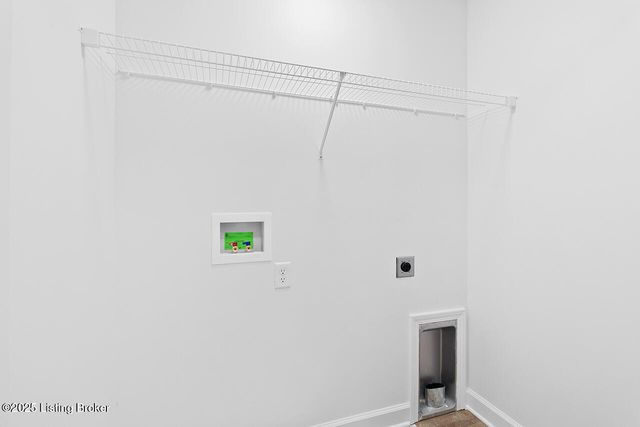 108 Danbrook Ct, Radcliff, KY 40160