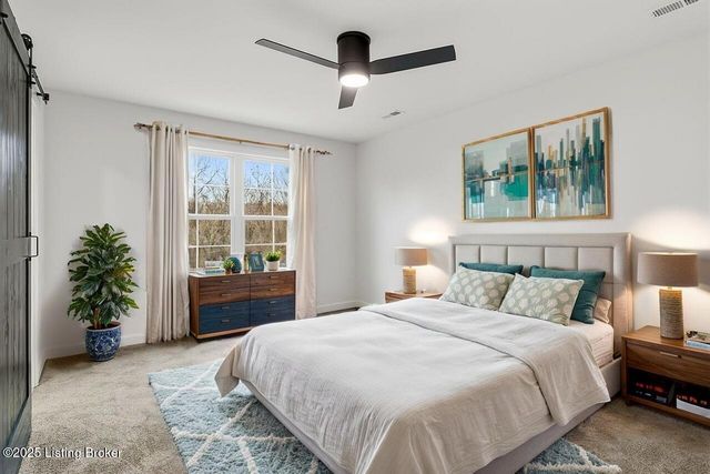 108 Danbrook Ct, Radcliff, KY 40160