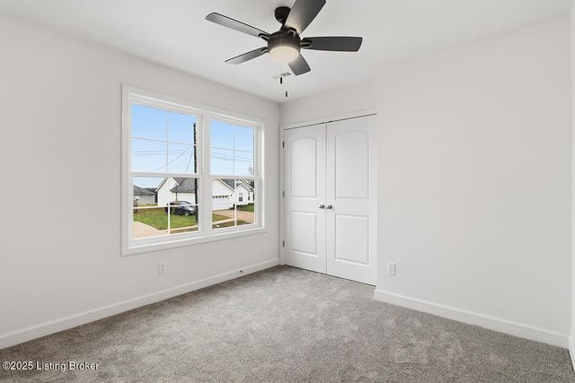 108 Danbrook Ct, Radcliff, KY 40160