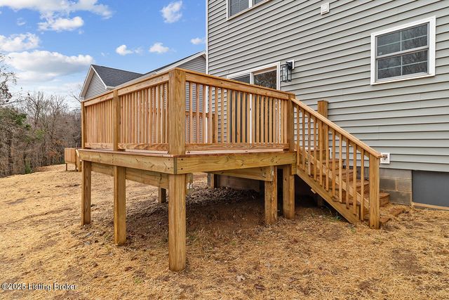 108 Danbrook Ct, Radcliff, KY 40160