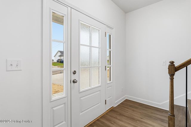 108 Danbrook Ct, Radcliff, KY 40160