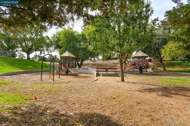 3133 Cortina, Bay Point, CA 94565