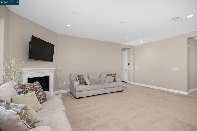3133 Cortina, Bay Point, CA 94565