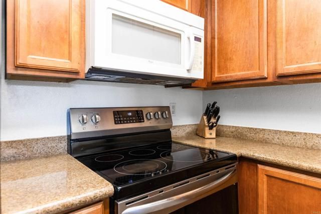 432 Edgehill Lane 83, Oceanside, CA 92054