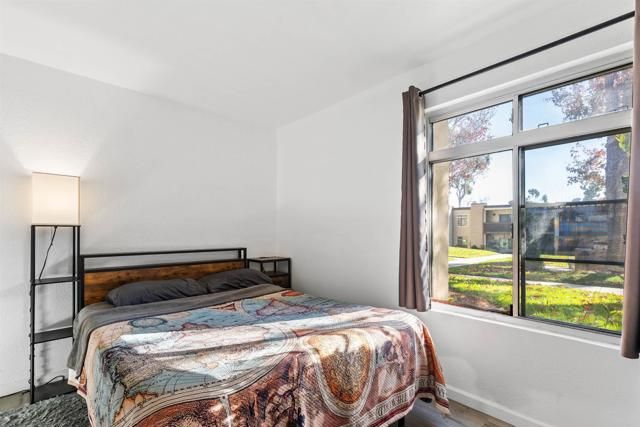 432 Edgehill Lane 83, Oceanside, CA 92054