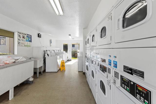 432 Edgehill Lane 83, Oceanside, CA 92054