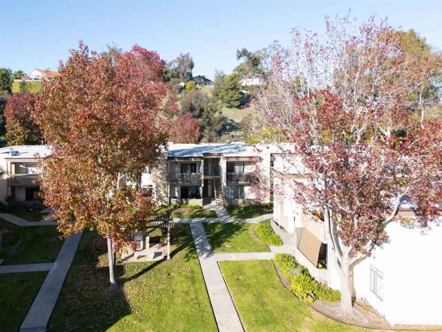 432 Edgehill Lane 83, Oceanside, CA 92054