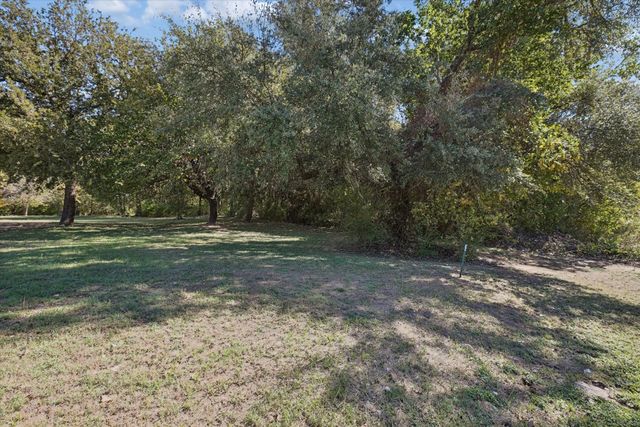 235 Wonder Drive, Springtown, TX 76082