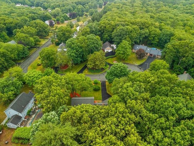 25 Arbor Way, Taunton, MA 02780