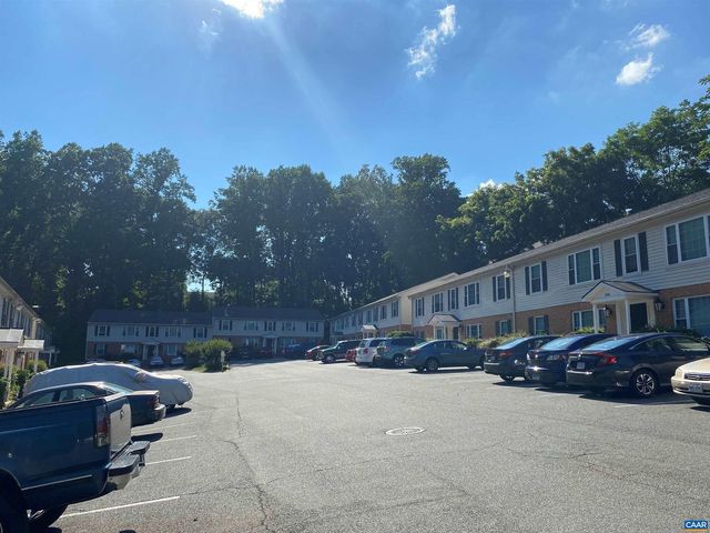 875 FOUNTAIN CT #MULTIPLE UNITS, Charlottesville, VA 22901