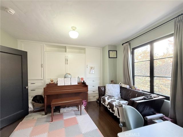 580 S Berkeley Avenue, San Marino, CA 91108