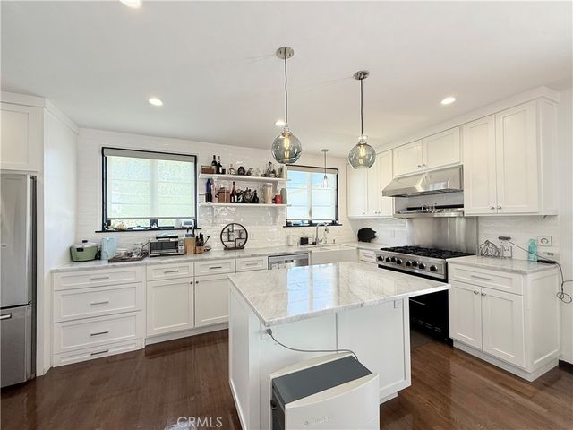 580 S Berkeley Avenue, San Marino, CA 91108
