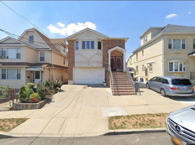 84-70 159th Street, Jamaica Hills, NY 11432